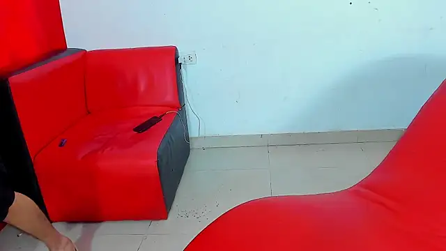 غرفة دردشة extreme_hot_crazy المباشرة