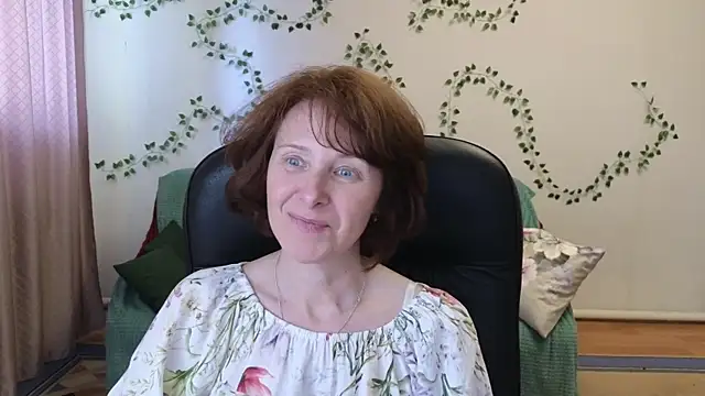 Lia_Tito's Live Chat Room