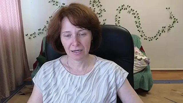 Lia_Tito Live chatroom