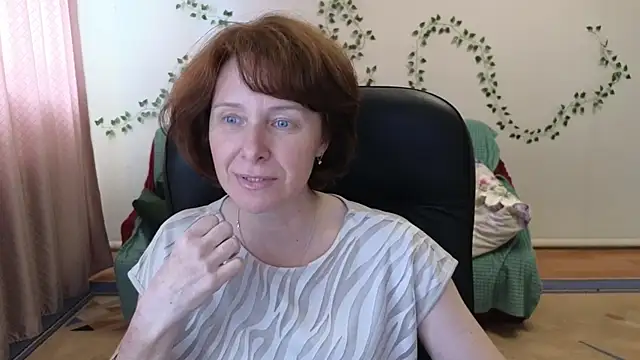 Sala de chat ao vivo de Lia_Tito