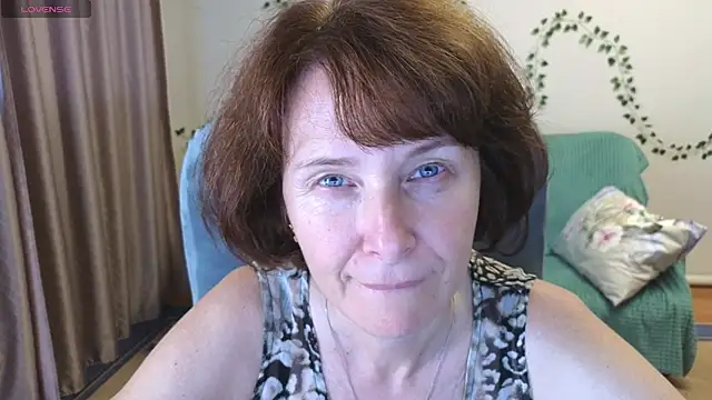 Chat soba uživo modela Lia_Tito