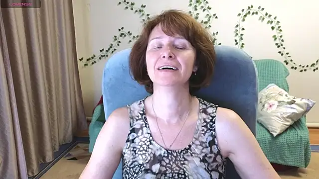 Sala de chat ao vivo de Lia_Tito