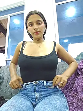 غرفة دردشة Lorena_Mcfly المباشرة