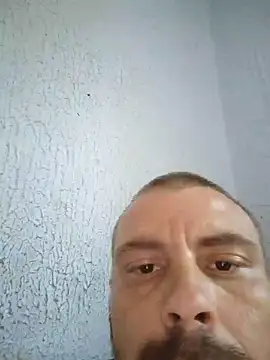 AleksandrFEM's Live Sex Cam Show