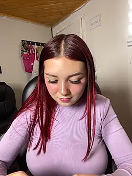 חדר צ'אט בשידור חי של Karen18_boobs