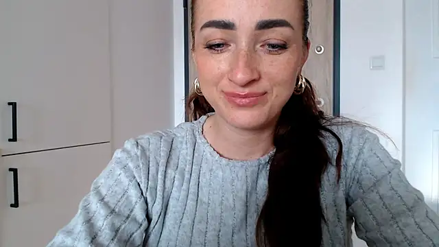 LorenneRose's Live Chat Room