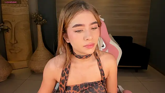 Živá chatovací místnost IbizaJacobs