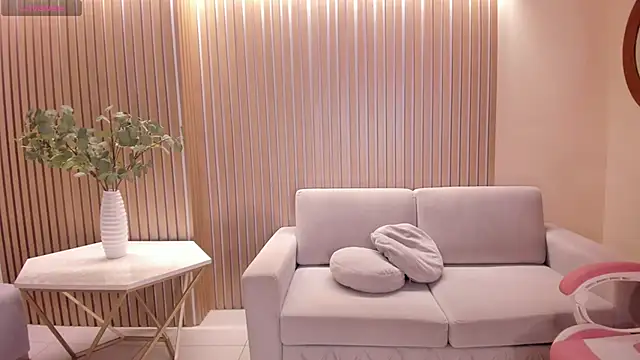 חדר צ'אט בשידור חי של IbizaJacobs