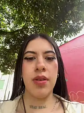 Alice_Vixen live-chat rom