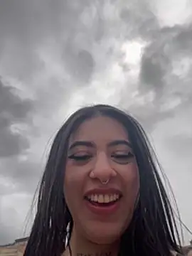 Alice_Vixen Adlı Modelin Canlı Sohbet Odası