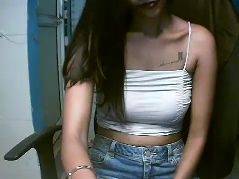 Chat soba uživo modela NANCY_THAKUR_