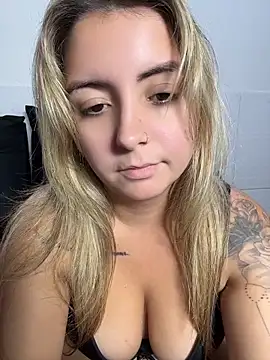 Victoriacavalliery Live chatroom