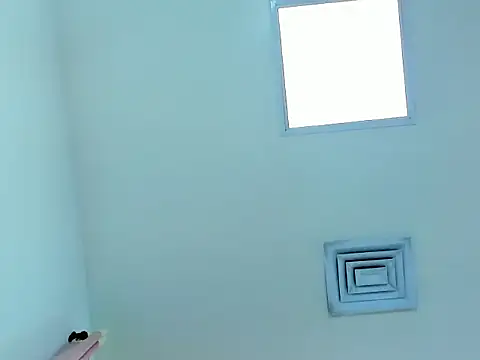 Avi_Winklar 실시간 채팅방