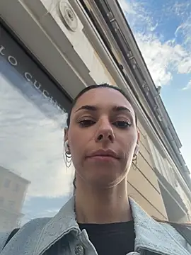 Amelie_Crosby – live chatrum