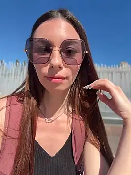 CrystalClean Cameră chat live