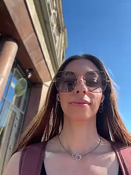 Živá chatovací místnost CrystalClean
