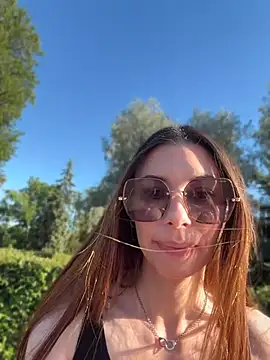 Živá chatovací místnost CrystalClean