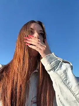 Živá chatovací místnost CrystalClean