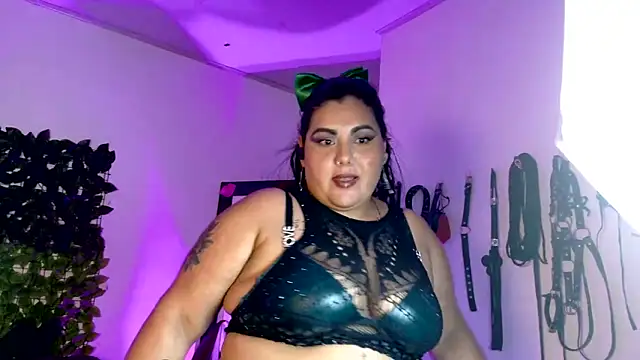 AndreaKinky Adlı Modelin Canlı Sohbet Odası