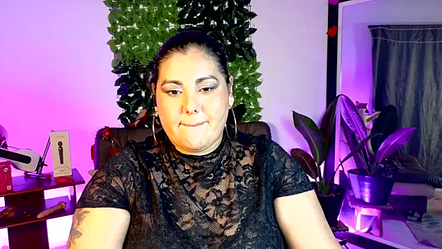 Živá chatovací místnost AndreaKinky