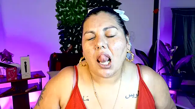 Chat ao vivo de AndreaKinky