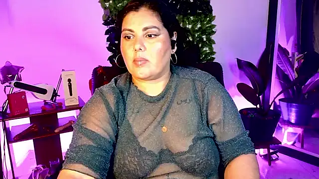 Sala de chat ao vivo de AndreaKinky