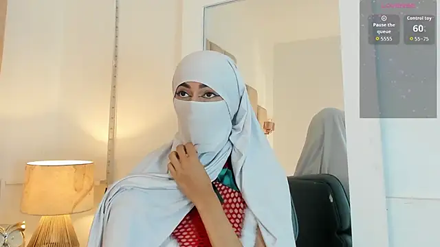 _Zahiira_: δωμάτιο απευθείας συνομιλίας