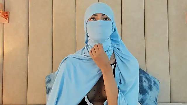 _Zahiira_ чат на живо