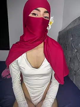 Živá chatovací místnost _Zahiira_