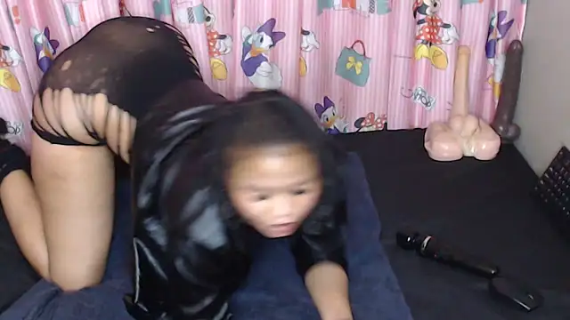 TrishahXo Live Chatraum