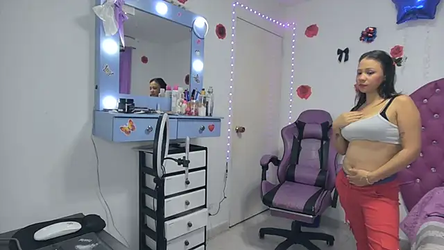دردشة soffy_rosses الجنسية المباشرة