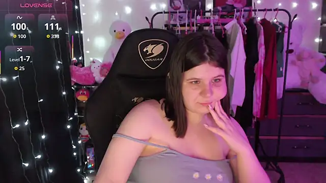 Živá chatovací místnost AmyVibess
