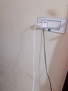 Sala de chat en directo de Fiza_Rani78
