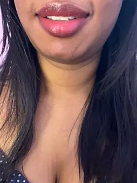 tamil_Aarathin Live chat-huone