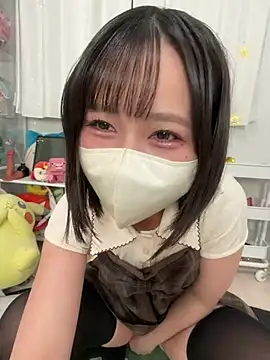 chii_chan_o0 – live chatrum