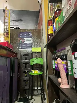 Sala de chat en directo de ivonne_diaz1