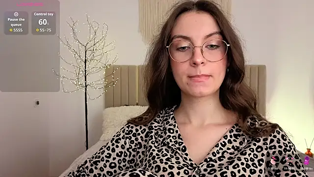 Sala de chat en directo de Real_cutie1