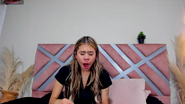 Rachell_criss Live Chatraum