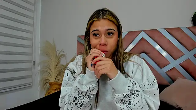 Rachell_criss Cameră chat live