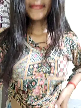 Teri_lella Adlı Modelin Canlı Sohbet Odası