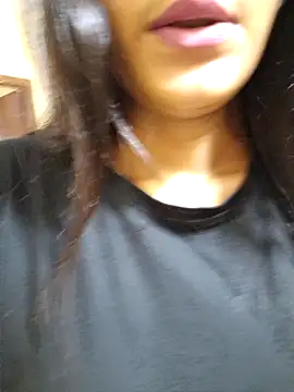 Teri_lella Adlı Modelin Canlı Sohbet Odası