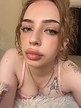 Pokój czatu na żywo – Hannah_xBaby