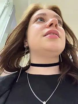 lucy-joyn Live chat-huone
