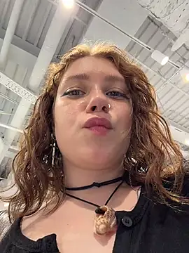 lucy-joy Live Chatrum