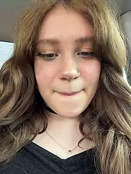 lucy-joy's Live Sex Cam Show