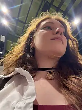 lucy-joy Ruang Obrolan Langsung