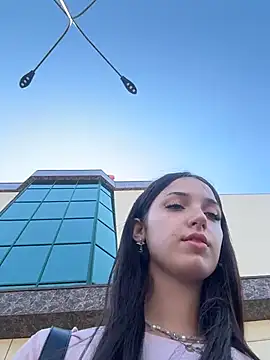 DollyTall – live sex-cam-show