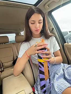 DollyTall Live Chatraum