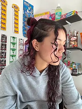 חדר צ'אט בשידור חי של Camilla_Miller01