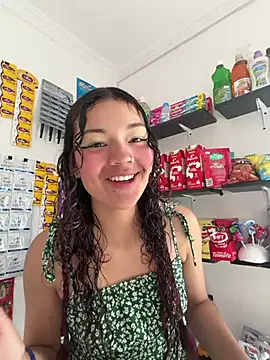Phòng Chat Trực Tiếp Camilla_Miller01